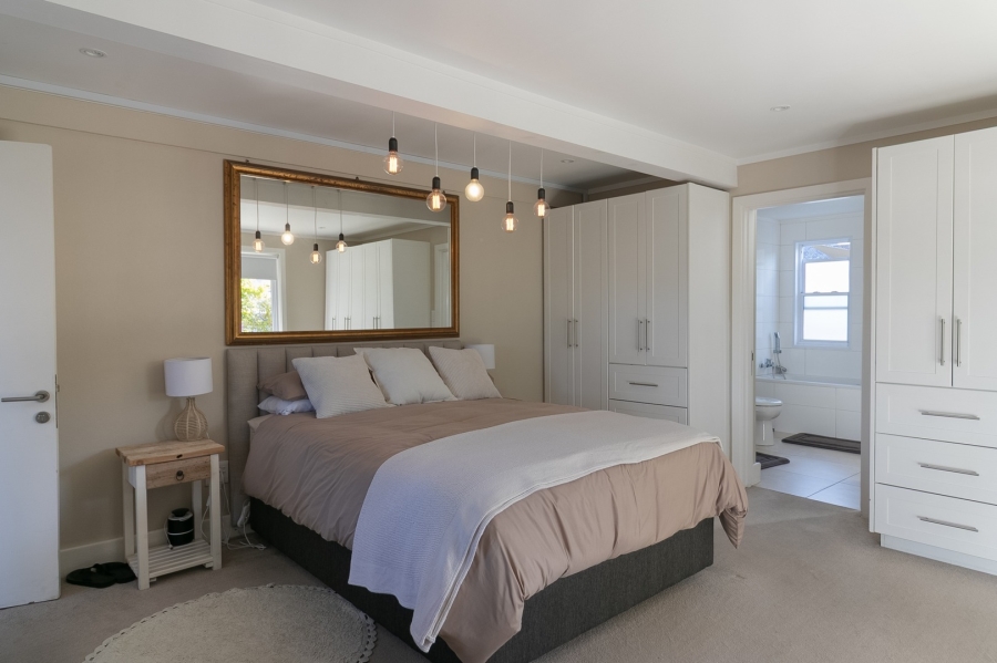 3 Bedroom Property for Sale in Thesen Islands Western Cape